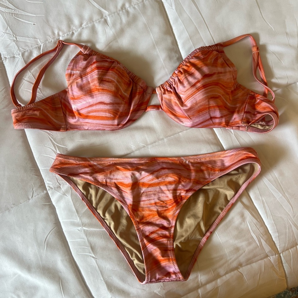 SHADE & SHORE orange and pink marble underwire bikini set